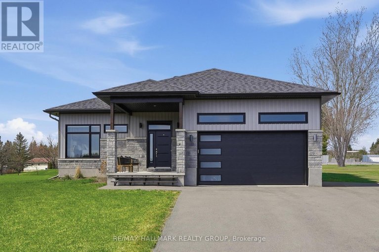 29467003/21-maxime-court/clarencerockland-twp/clarence-rockland/ontario/K0A2A0_1