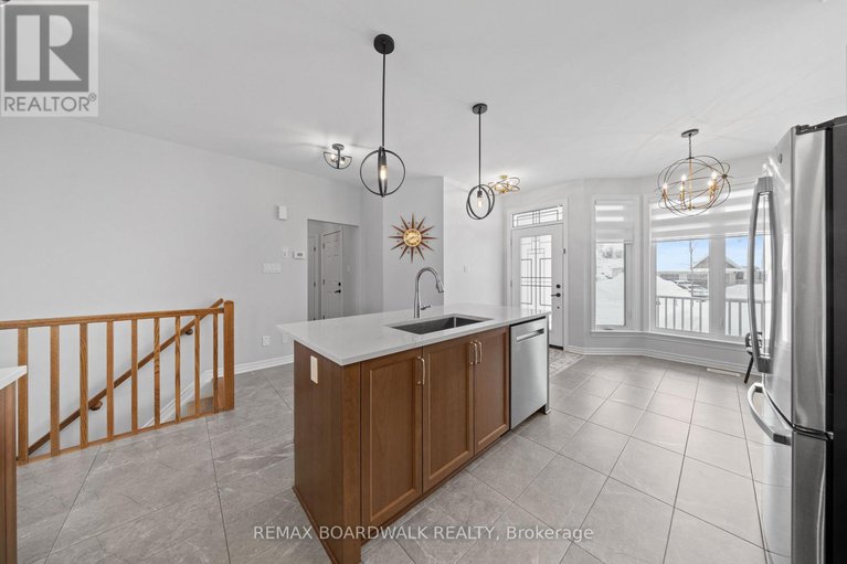 29313884/779-keinouche-place/camelot/ottawa/ontario/K4A5K3_15