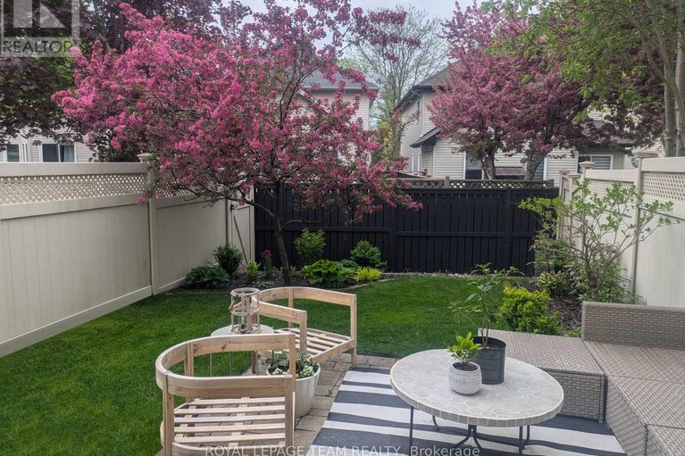 29098547/293-waymark-crescent/bridlewood/ottawa/ontario/K2M0A5_32