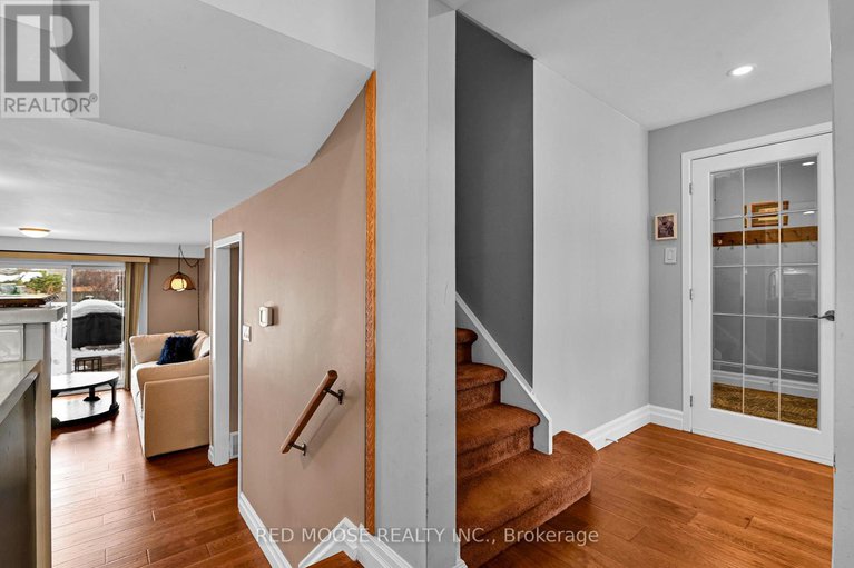 29375866/110-woodfield-drive/tanglewood/ottawa/ontario/K2G0A3_13