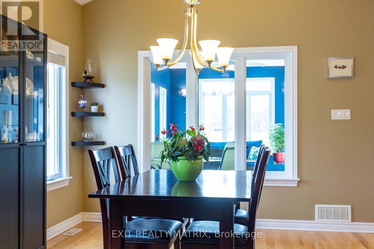 29354961/484-bruges-street/embrun/russell/ontario/K0A1W0_19