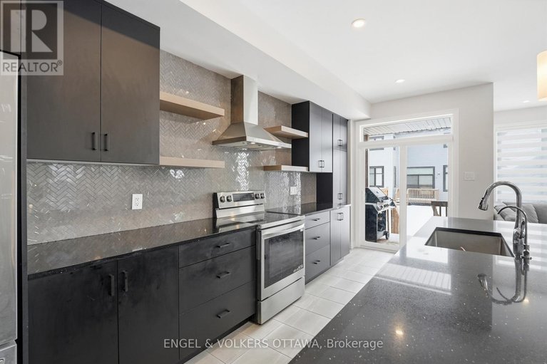 29583763/306-oakmont-drive/north-grenville-twp-kemptville-south/north-grenville/ontario/K0G1J0_9