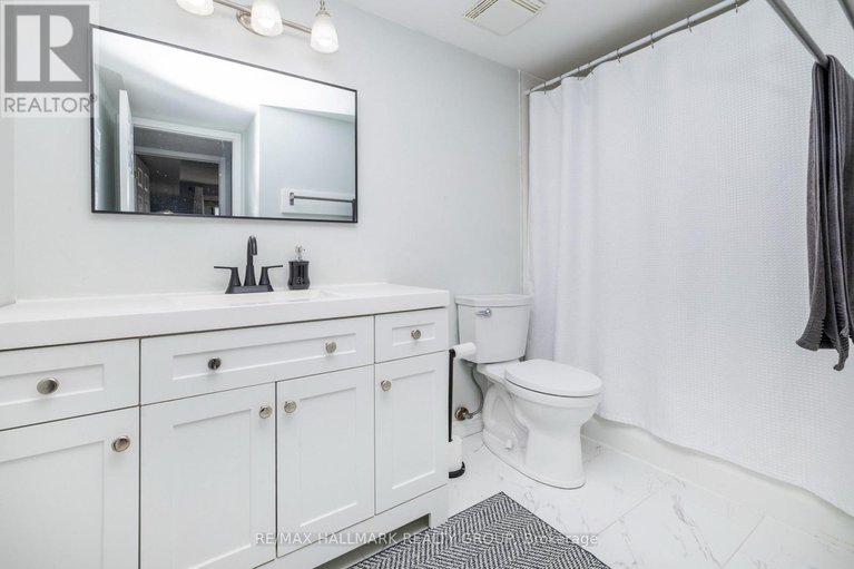 29135225/203-345-centrum-boulevard/bilberry-creekqueenswood-heights/ottawa/ontario/K1E3W9_12