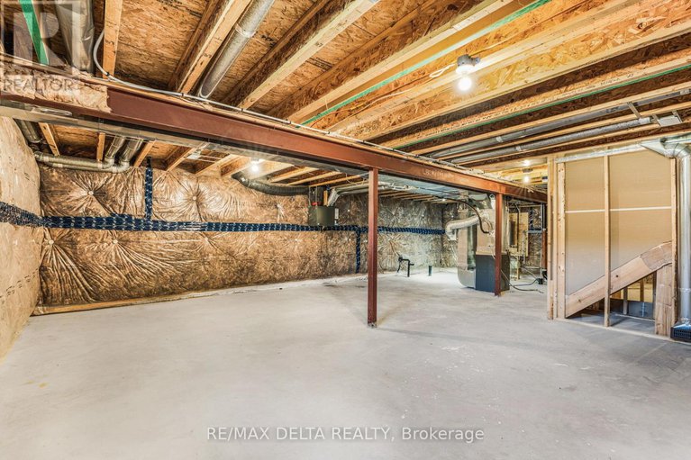 28584599/196-onyx-crescent/town-of-rockland/clarence-rockland/ontario/K4K0H5_32