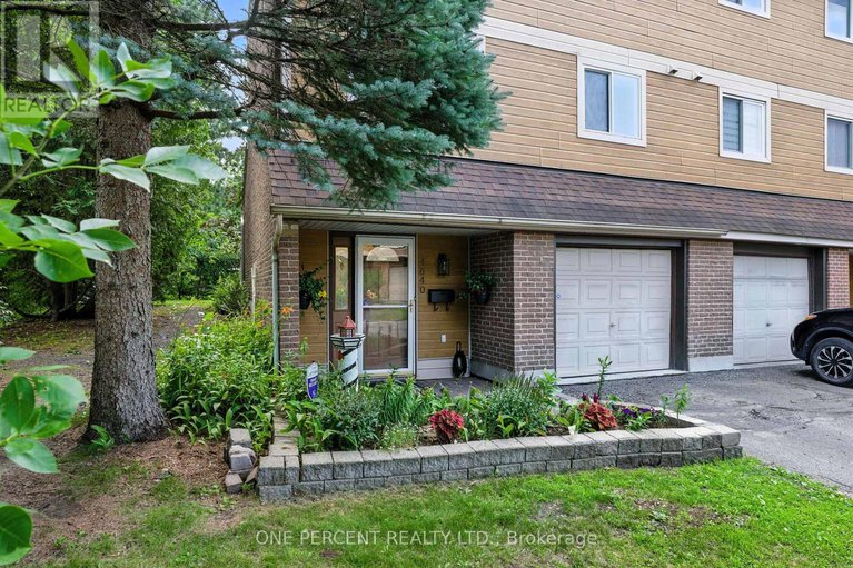 28640554/71-4640-cosmic-place-e/pineview/ottawa/ontario/K1B4R8_34