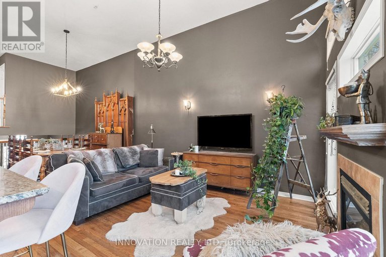 29251701/246-gladeview-private/upper-hunt-club/ottawa/ontario/K1T4A7_11