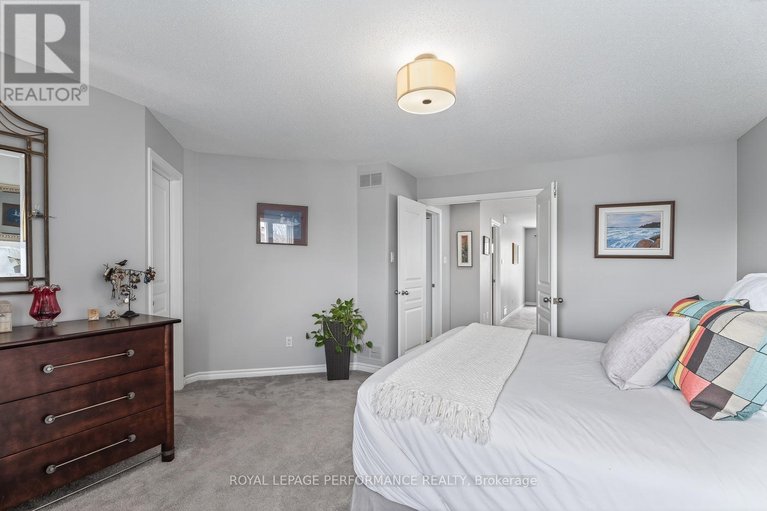 29474752/229-saddlesmith-circle/emerald-meadowstrailwest/ottawa/ontario/K2M2Z1_22