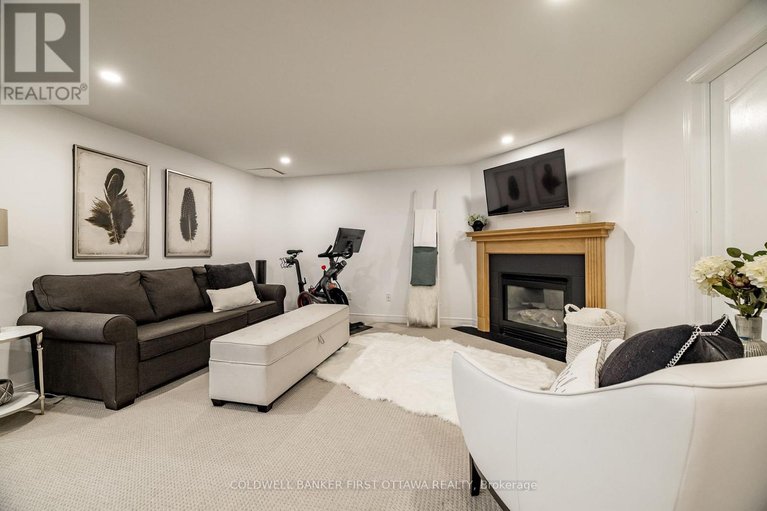 29689688/81-sable-run-drive/stittsville-central/ottawa/ontario/K2S1W7_28