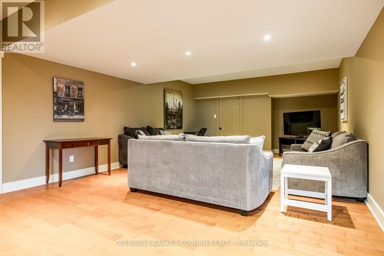 28465561/270-west-lake-circle/huntley-ward-south-east/ottawa/ontario/K0A1L0_34