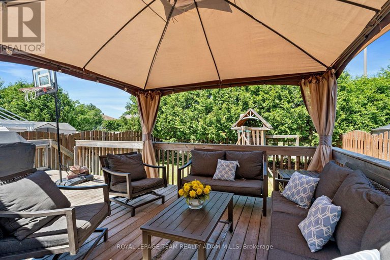 28573380/607-tourelle-drive/fallingbrookgardenway-south/ottawa/ontario/K4A3H5_38