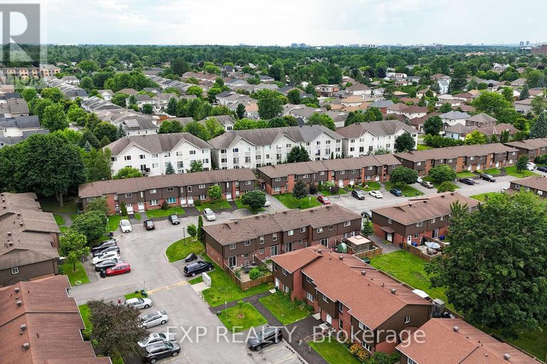 28593463/117-3136-stockton-drive/blossom-parkkemp-parkfindlay-creek/ottawa/ontario/K1T1S1_31