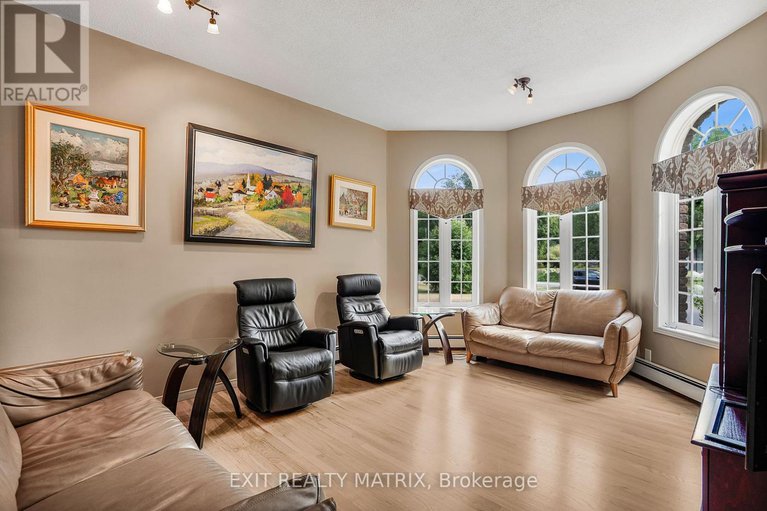 28737336/18-davidson-street/champlain-twp/champlain/ontario/K0B1K0_3