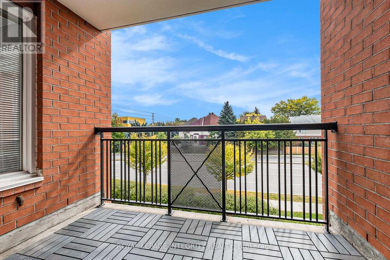 28912452/303-1-meridian-place/centrepointe/ottawa/ontario/K2G6N1_21