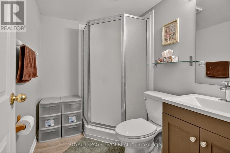 29115159/7-newcastle-avenue/morgans-grantsouth-march/ottawa/ontario/K2K2R2_44