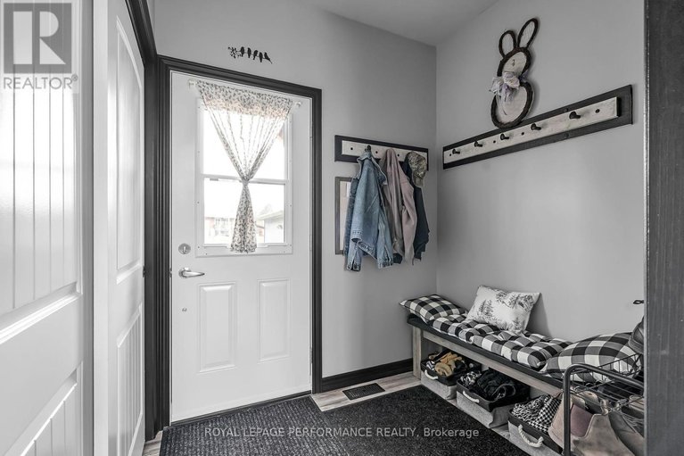 28367279/4923-juliette-street/south-glengarry-charlottenburgh-twp/south-glengarry/ontario/K0C1S0_6