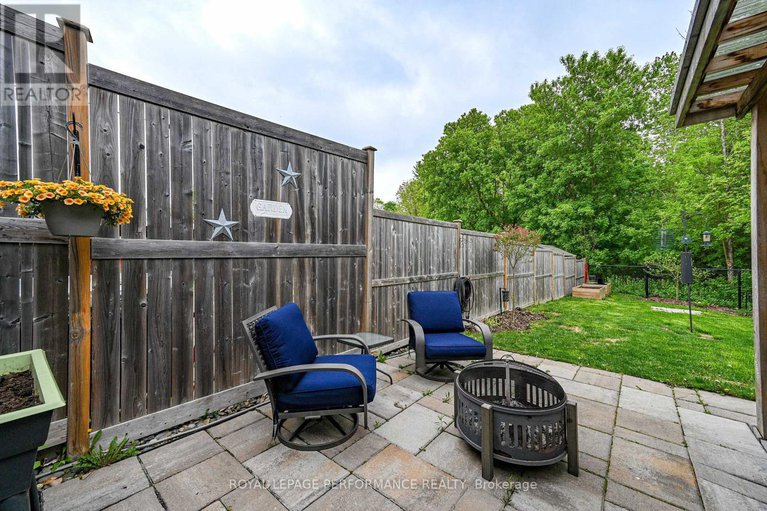 28391949/664-whitecliffs-avenue/riverside-south/ottawa/ontario/K1V2N4_39