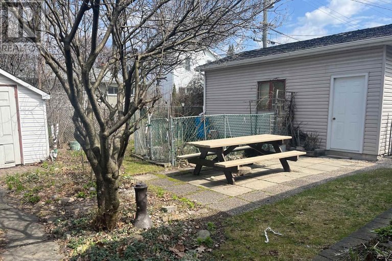 29481876/1075-secord-avenue/billings-bridge/ottawa/ontario/K1H8C7_32