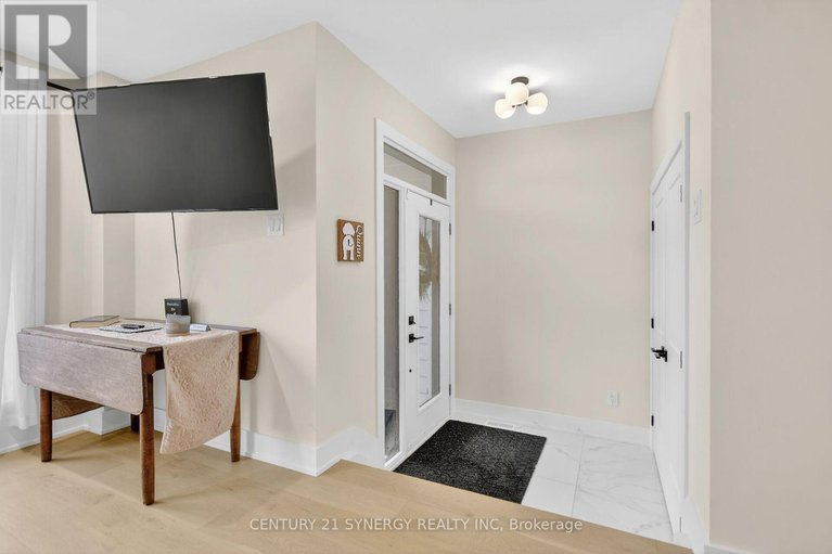 29204630/116-king-george-street/overbrookcastle-heights/ottawa/ontario/K1K1V3_3