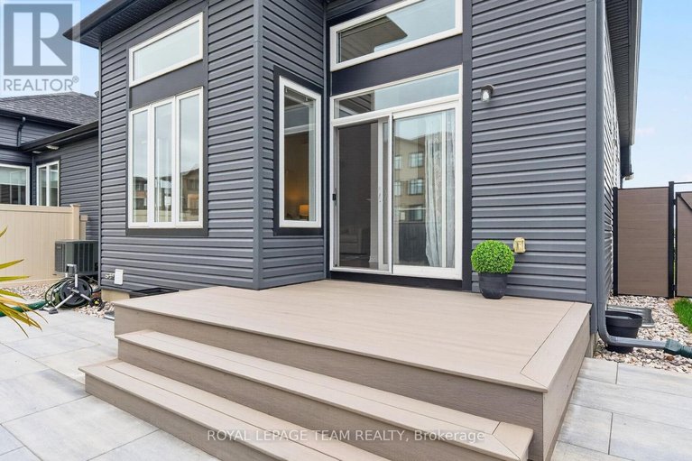 29677914/235-shinny-avenue/emerald-meadowstrailwest/ottawa/ontario/K2V0B9_38