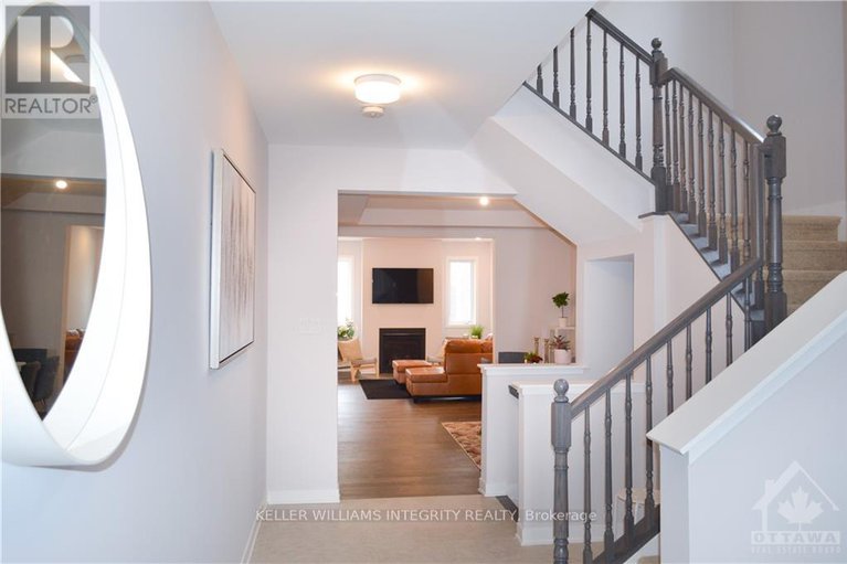 28286465/331-crossway-terrace/stittsville-north/ottawa/ontario/K2S2Z3_3
