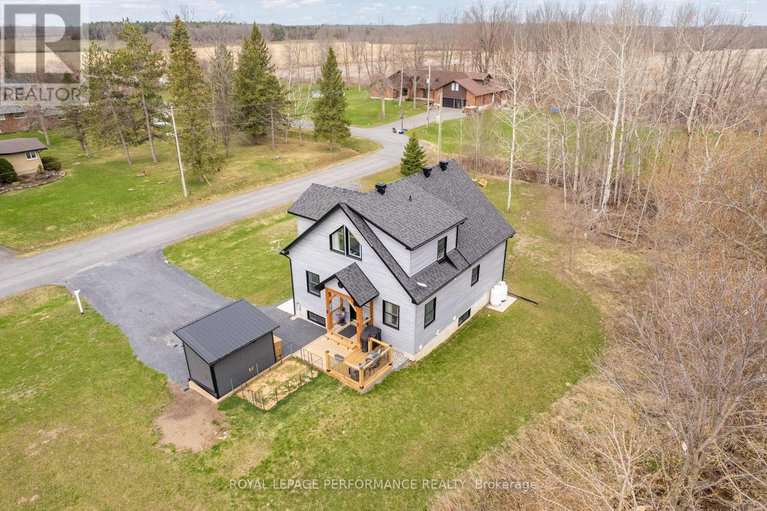 28367279/4923-juliette-street/south-glengarry-charlottenburgh-twp/south-glengarry/ontario/K0C1S0_50