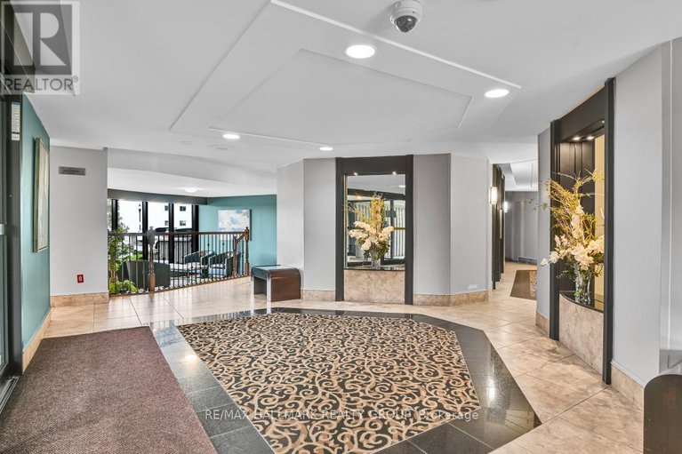 28331296/1808-1081-ambleside-drive/woodroffe/ottawa/ontario/K2B8C8_28