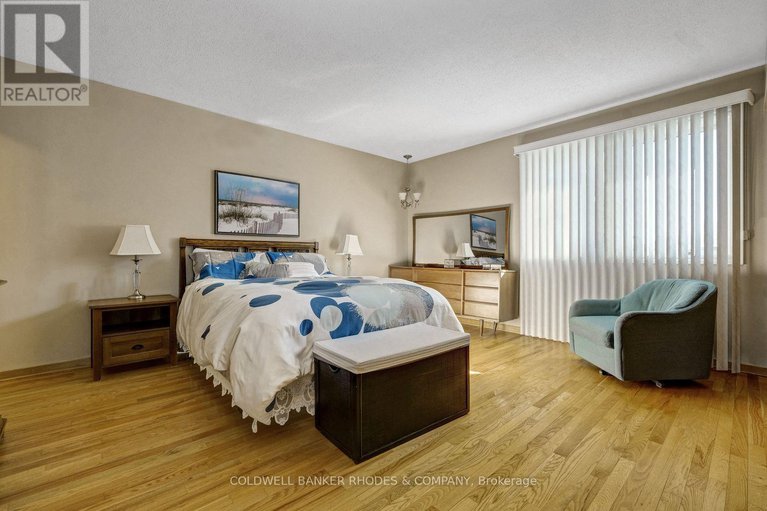 29319583/1550-northdale-street/pineview/ottawa/ontario/K1B4G8_18