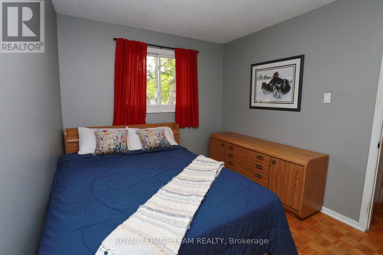 28735574/82-maitland-street-s/richmond/ottawa/ontario/K0A2Z0_19