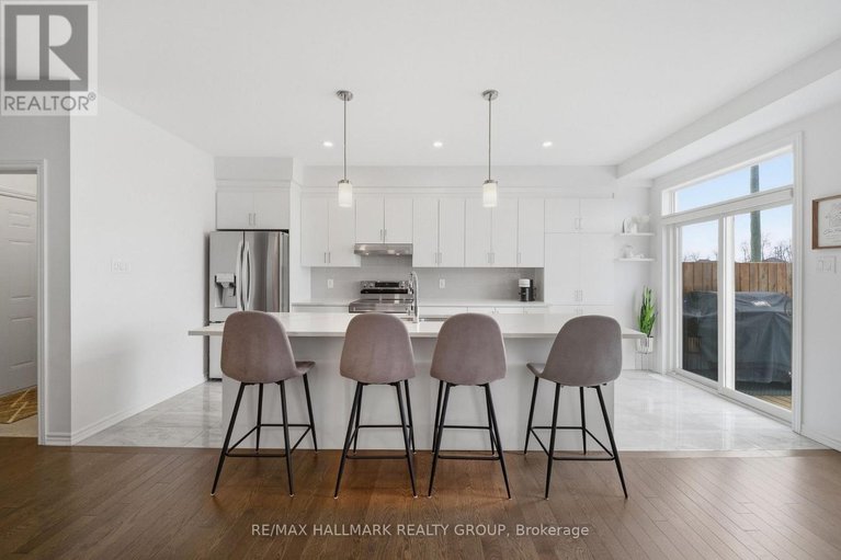 29648868/278-livery-street/emerald-meadowstrailwest/ottawa/ontario/K2V0S1_8