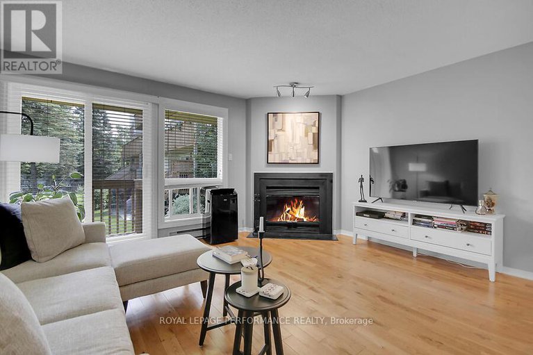 28565968/402-briston-private/hunt-club-park/ottawa/ontario/K1G5R3_6