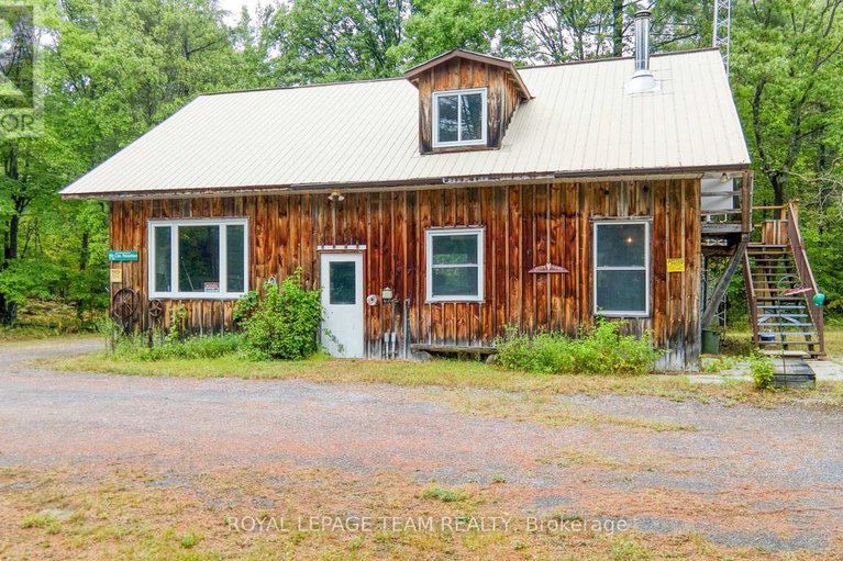 28753812/200-smith-lane/pakenham/mississippi-mills/ontario/K0A2X0_9