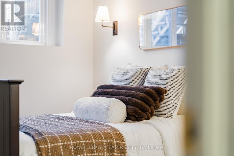 29615584/1615-locksley-lane/beaconwood/ottawa/ontario/K1J1B6_38