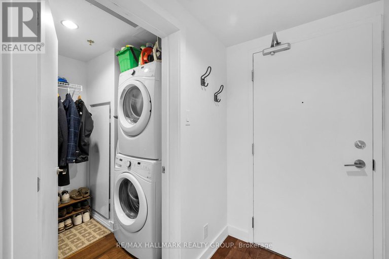 28932807/638-340-mcleod-street/ottawa-centre/ottawa/ontario/K2P1A4_37