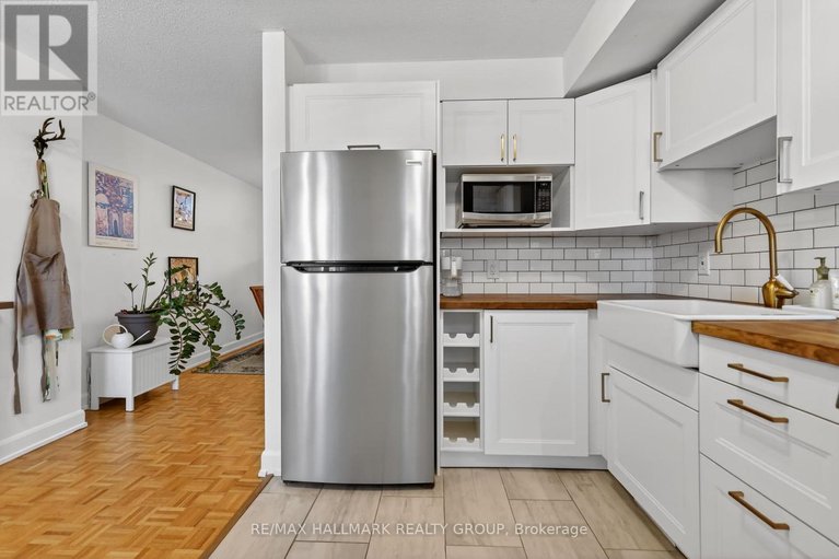 29665941/12-251-bruyere-street/lower-town/ottawa/ontario/K1N5E5_17