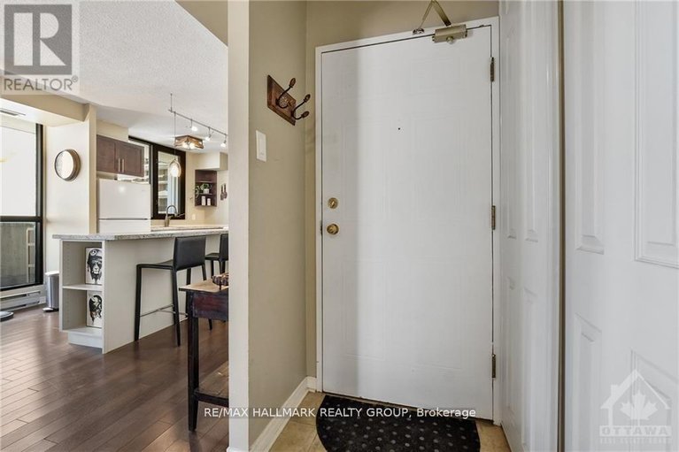 29460137/1102-200-bay-street/ottawa-centre/ottawa/ontario/K1R7W8_3