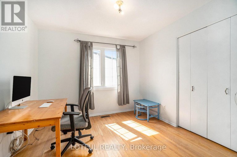 29061693/427-kintyre-private/carleton-square/ottawa/ontario/K2C3M9_22