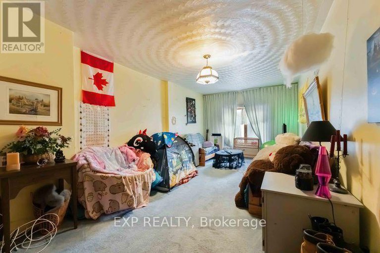 28788281/878-ivanhoe-avenue/queensway-terrace-north/ottawa/ontario/K2B5S5_26