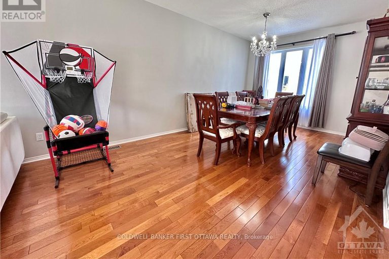 28928765/103-columbia-avenue/hunt-club/ottawa/ontario/K1V1Z3_7