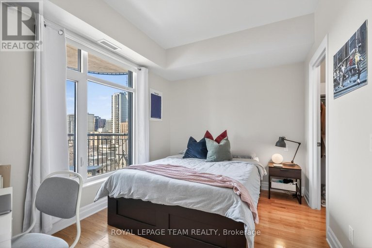 29649022/1101-245-kent-street/ottawa-centre/ottawa/ontario/K2P0A5_15