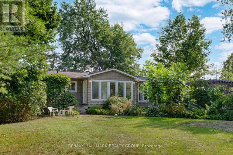 28908183/2860-barlow-crescent/dunrobin-shores/ottawa/ontario/K0A1T0_1