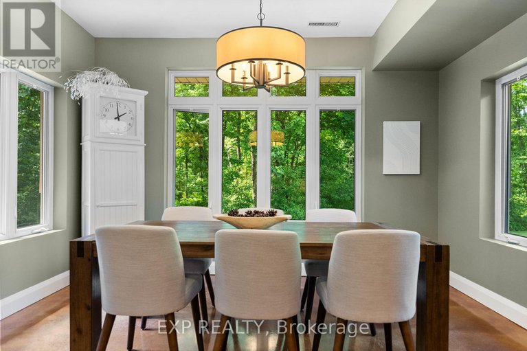 28739772/5759-queenscourt-crescent/manotick-east-to-manotick-station/ottawa/ontario/K4M1K3_18