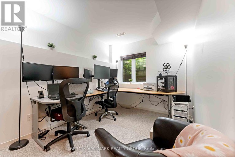 28587962/32-799-montreal-road/cfb-rockcliffe-and-area/ottawa/ontario/K1K0S9_15