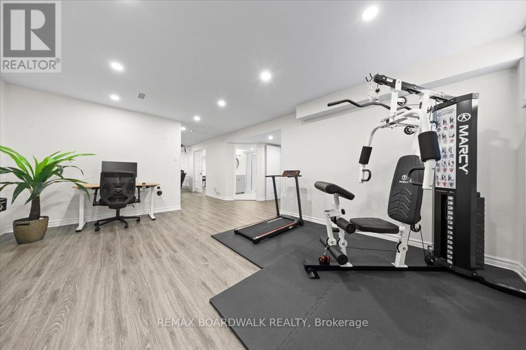 29431772/330-bobolink-ridge/emerald-meadowstrailwest/ottawa/ontario/K2V0B7_42