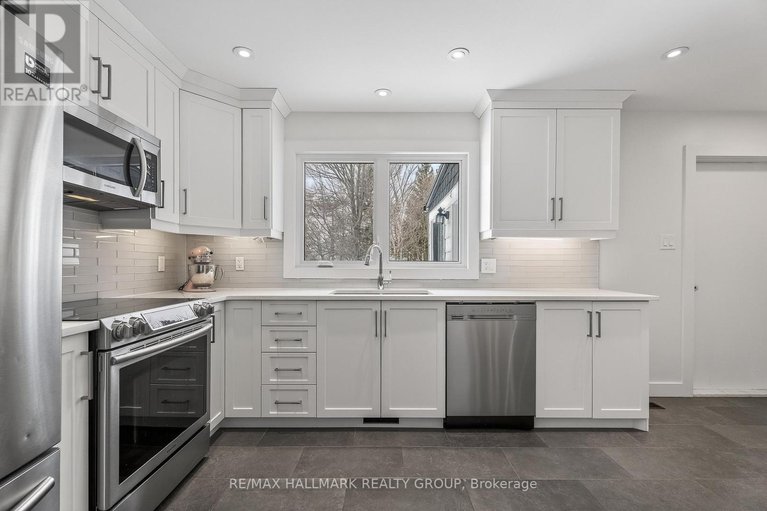 29455342/27-king-street/richmond/ottawa/ontario/K0A2Z0_15