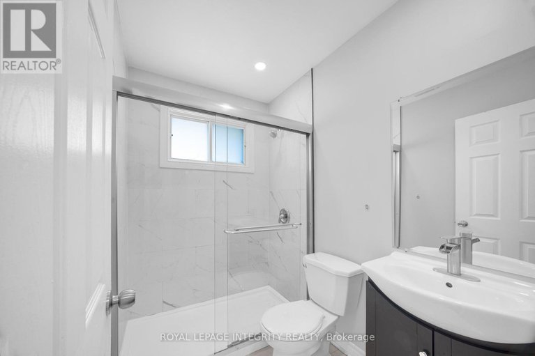 28649206/18-sullivan-avenue/meadowlandscrestview/ottawa/ontario/K2G1T3_27