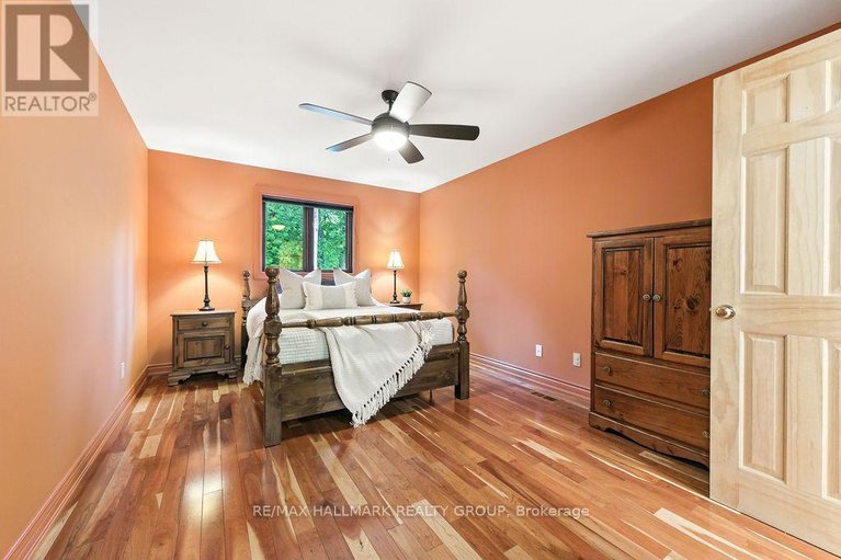 28550046/206-deerwood-drive/fitzroy-ward-south-west/ottawa/ontario/K0A2H0_18