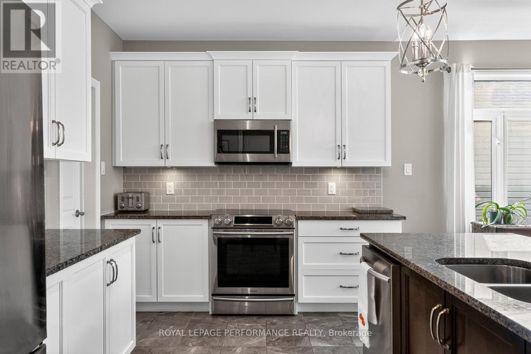 29538007/88-des-rails-street/town-of-rockland/clarence-rockland/ontario/K4K0K2_8