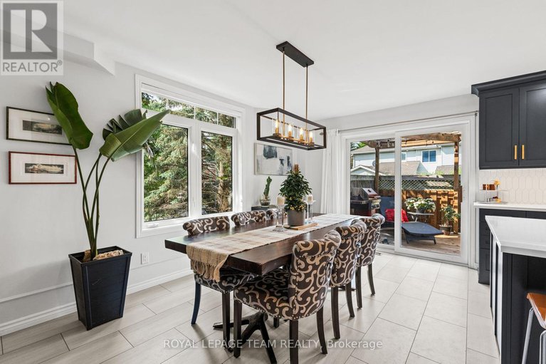 28493440/48-colchester-square/beaverbrook/ottawa/ontario/K2K2X4_13