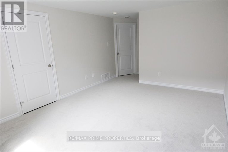 29440012/637-fisher-street/north-grenville-twp-kemptville-south/north-grenville/ontario/K0G1J0_22