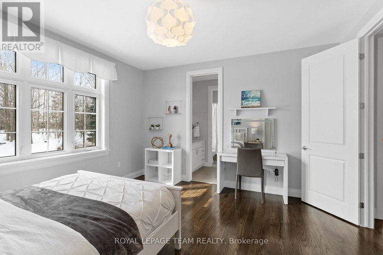 27997311/1140-meadowshire-way/manotick-east-to-manotick-station/ottawa/ontario/K4M0A4_28